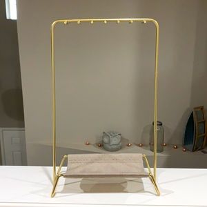 Necklace and Jewelry Organizer!